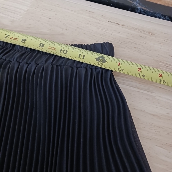 Vintage Accordion Pleated Black Circle Skirt - Picture 7 of 8